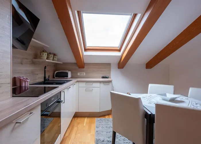 Bonaca By Guide Apartment Kuzelj